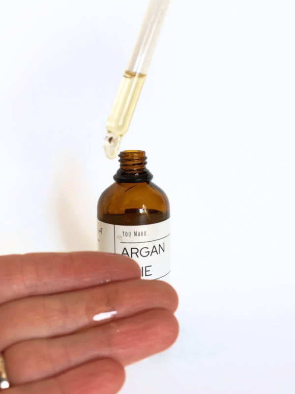 Argan olie: natuurlijke haar detangler + haar, nagels en huid olie