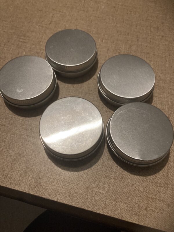 Witte Zalf: met schoonheidsfouten (vernieuwde recept)