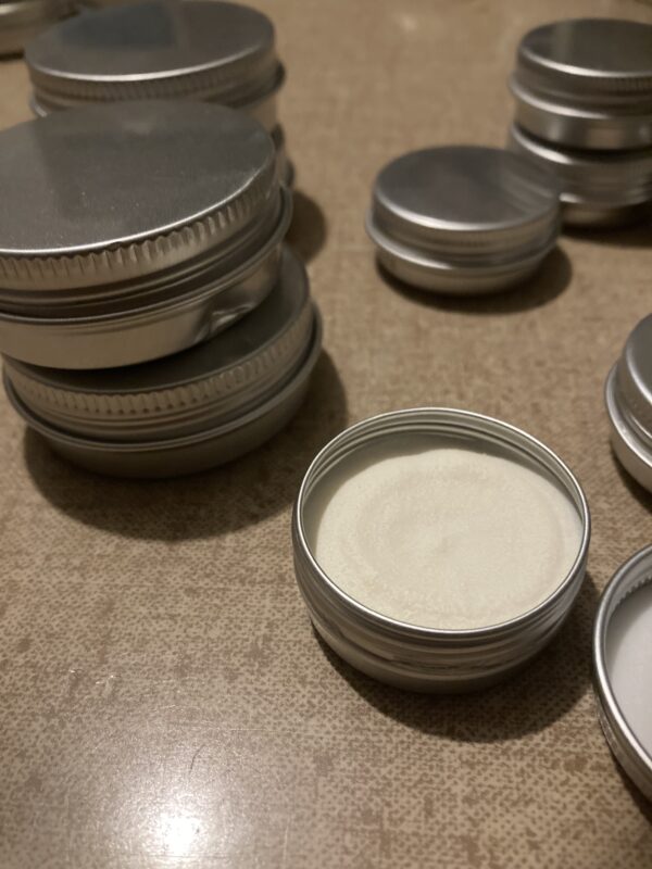 Witte Zalf: met schoonheidsfouten (vernieuwde recept)